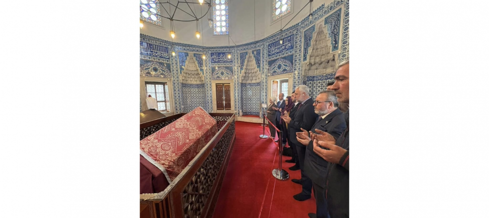 Kanuni Sultan Süleyman kabri başında dualarla anıldı - GÜNDEM - İnternetin Ajansı